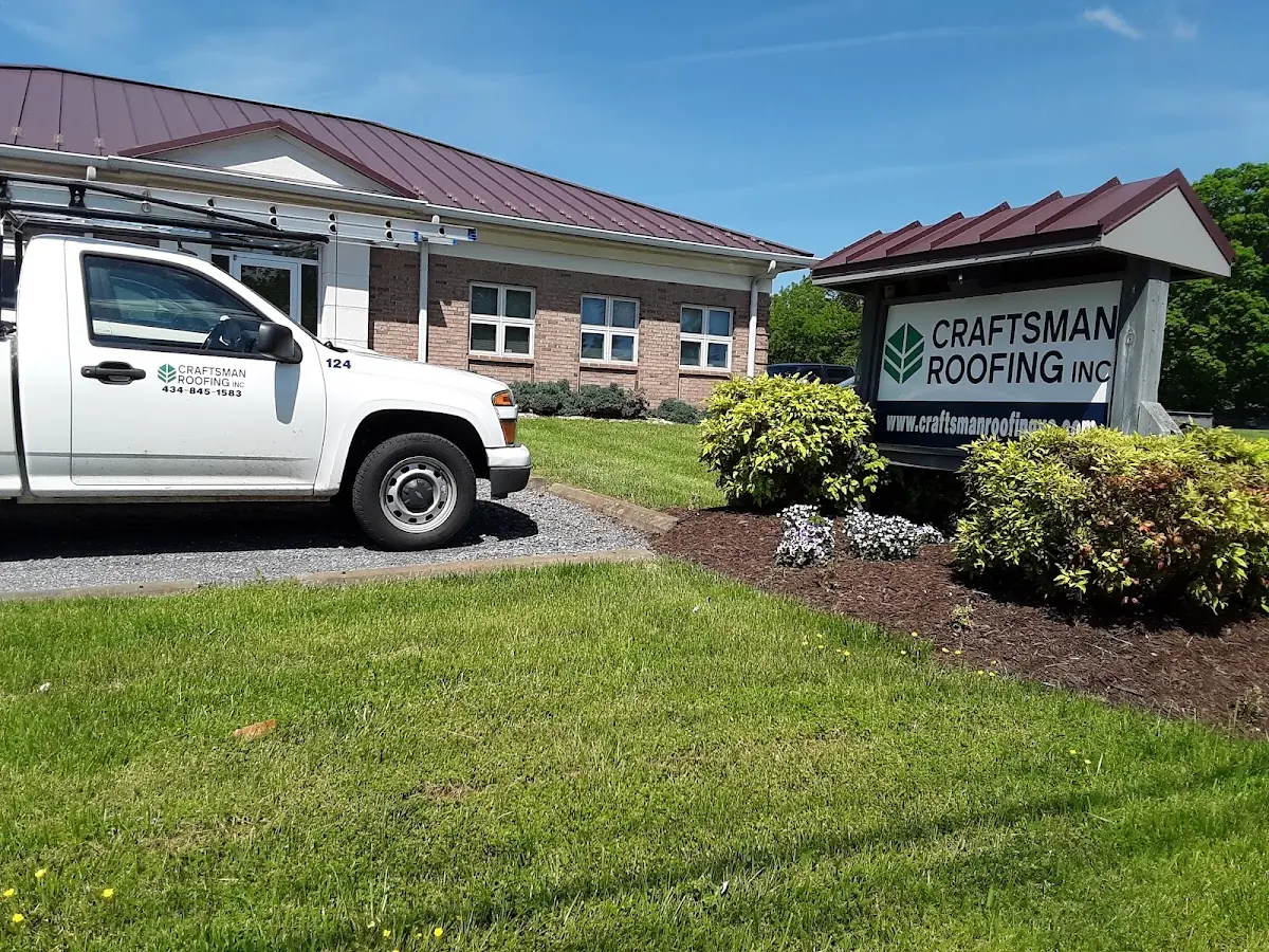 Quality Soffit & Fascia Repair by experienced craftsmen in Oakland Estates